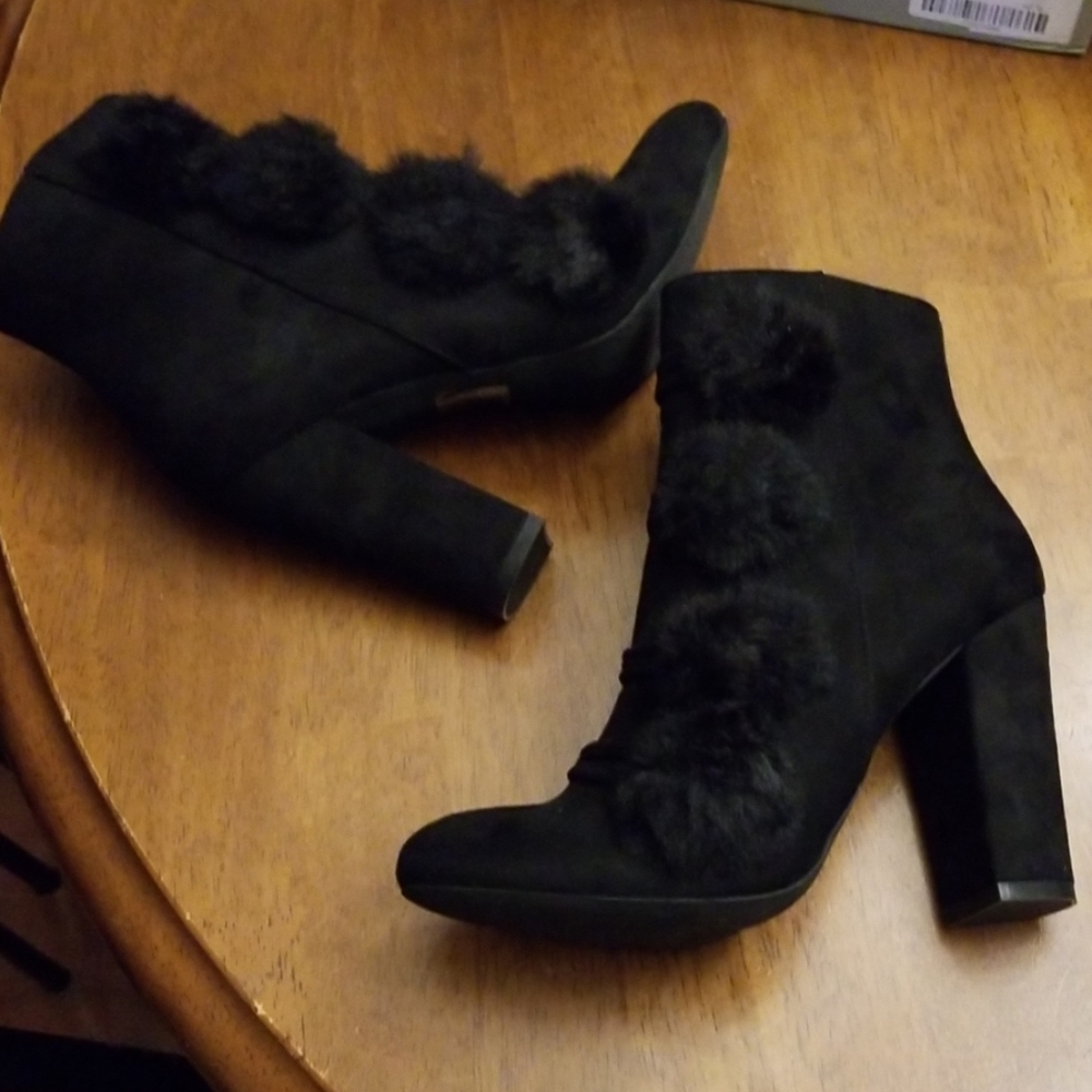 French Blu black booties 🌹